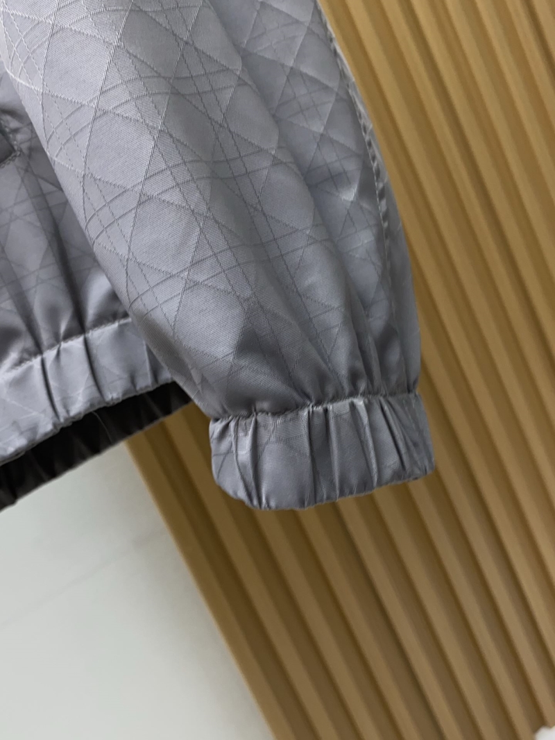 chr1st1an D10r outwear